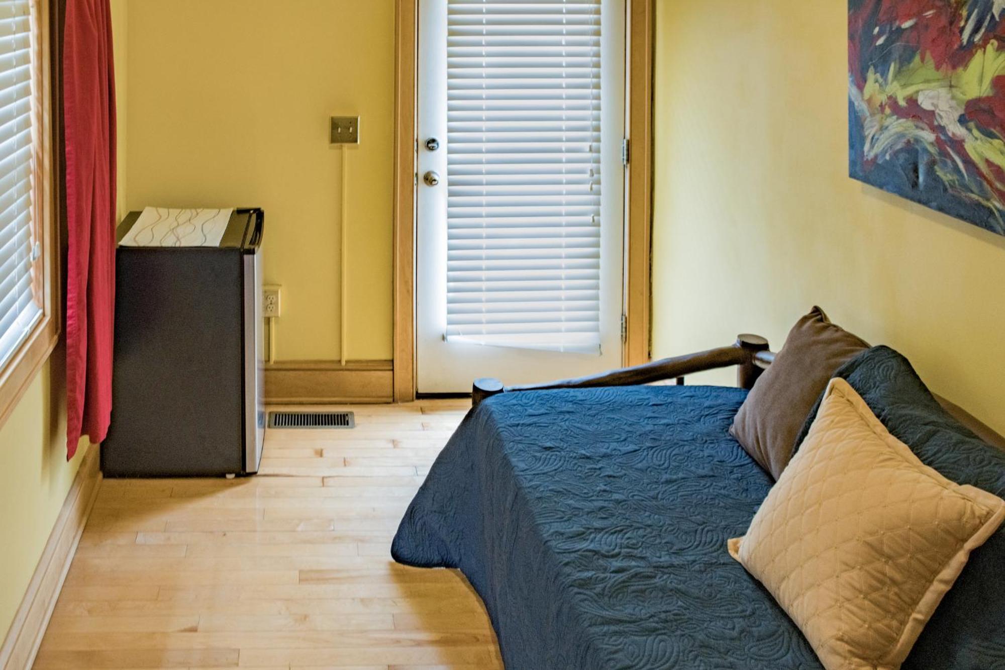 Elk River Hotel & Cafe Sutton Esterno foto