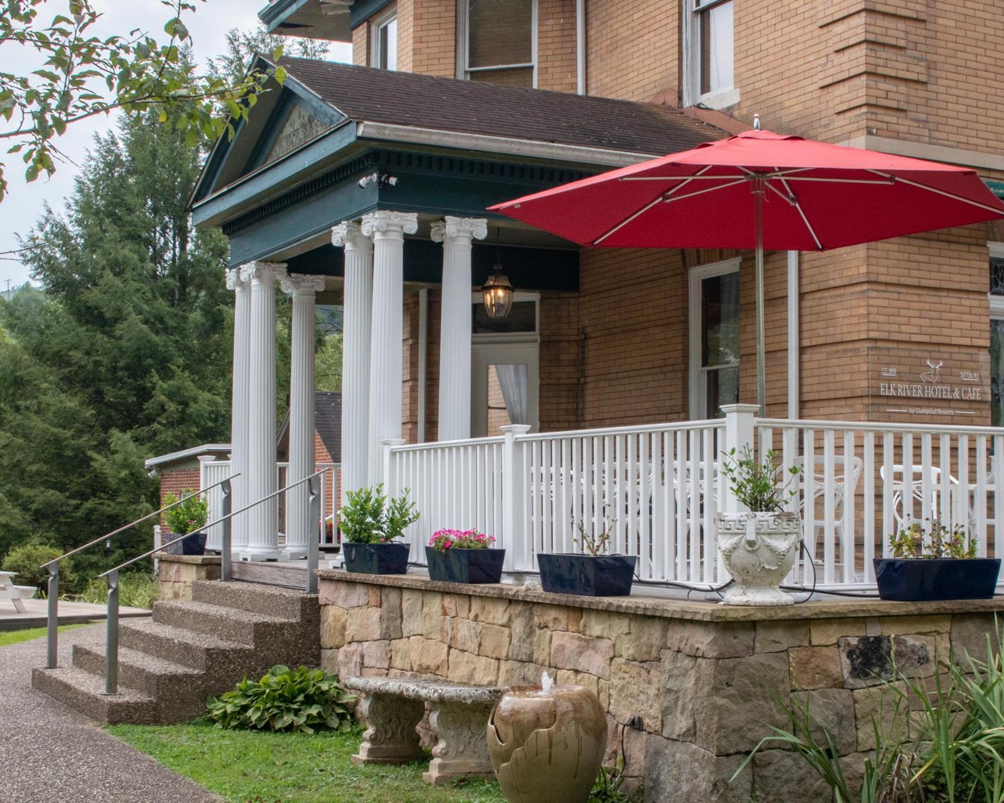 Elk River Hotel & Cafe Sutton Esterno foto